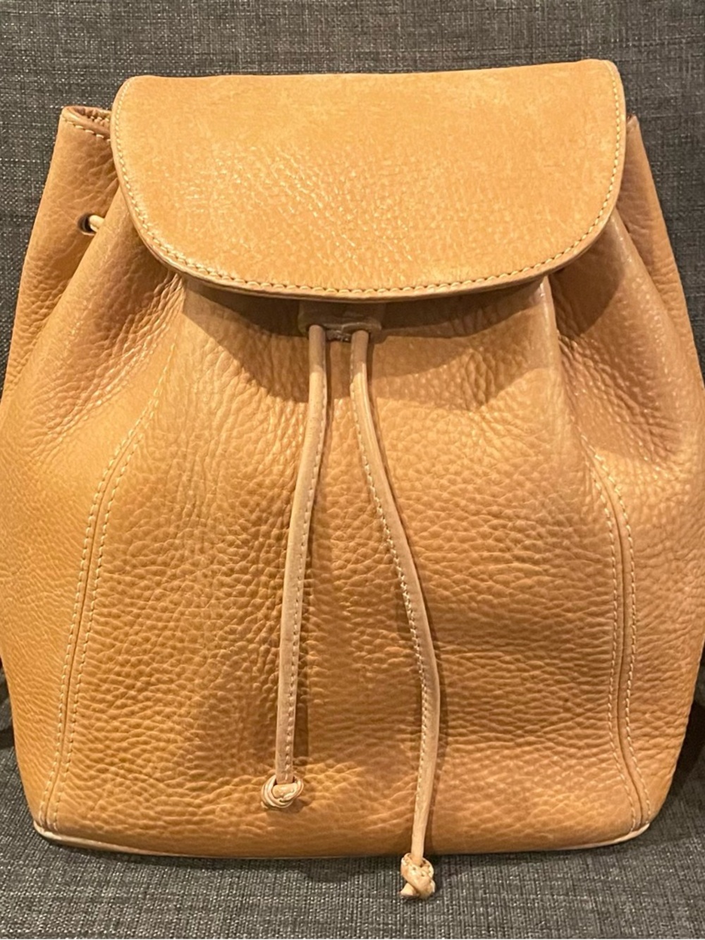 Vintage, Made in Italy, Coach Sonoma small backpack in pebbled leather. #4911. - Picture 15 of 16